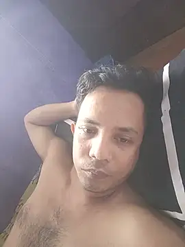 Snapshot of hotcumboi69 chatting on 07/16/26, 02:39 hotcumboi69 online show from 07/16/26, 02:39