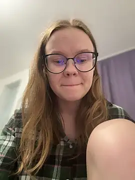  CherryBloom  online show from 10/04/25, 07:34