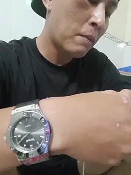 ducpham6565 online show from 10/20/25, 06:36