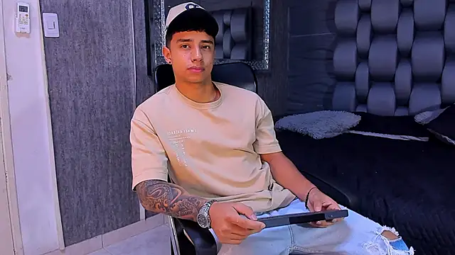 jaze bradley online show from 09/22/25, 11:23