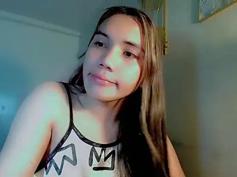 Sweet ThaliaXX online show from 11/06/25, 02:40