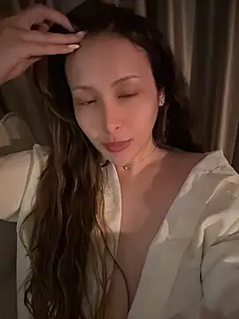 ArianaaSwift online show from 06/22/26, 08:39