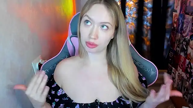 Snapshot of NicoleRiccii chatting on 01/09/26, 10:22 NicoleRiccii online show from 01/09/26, 10:22