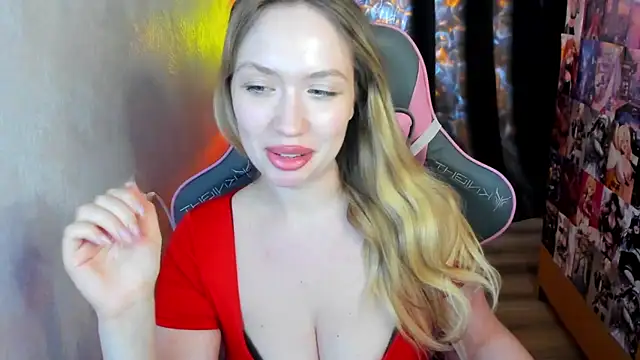 Snapshot of NicoleRiccii chatting on 03/01/26, 08:00 NicoleRiccii online show from 03/01/26, 08:00