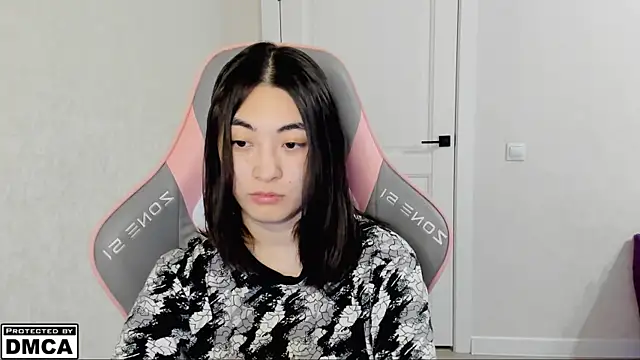 MeilideQian1 online show from 11/06/25, 05:25