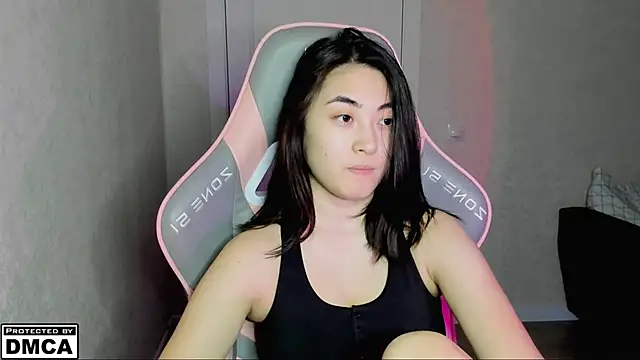 MeilideQian1 online show from 11/23/25, 02:39