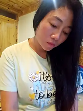 babychill09 online show from 10/16/25, 12:44