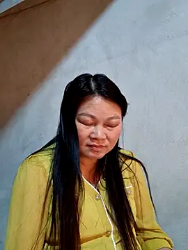 yoowwmr online show from 10/27/25, 01:26