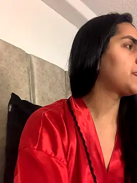 Snapshot of CamiJone chatting on 11/29/25, 11:19 CamiJone online show from 11/29/25, 11:19