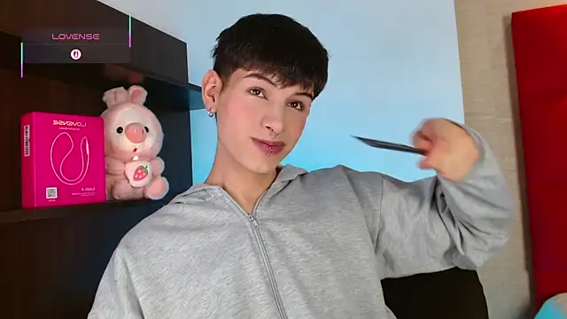 Ezra Storm online show from 11/11/25, 04:56