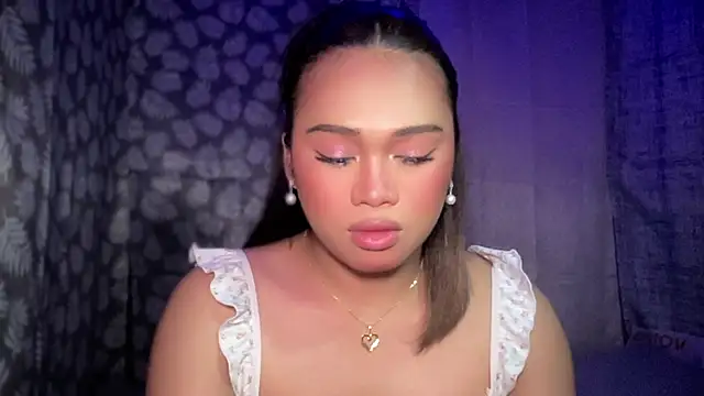 Exotic alyssa69 online show from 06/17/26, 01:08