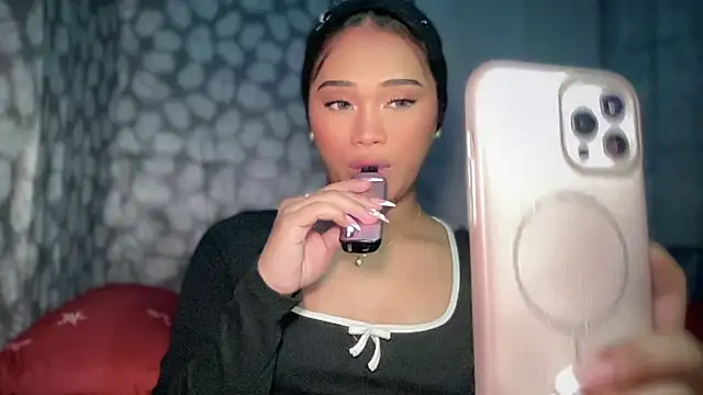 Exotic alyssa69 online show from 07/09/26, 05:50