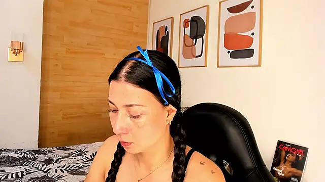 Alexia milf  online show from 10/10/25, 10:36