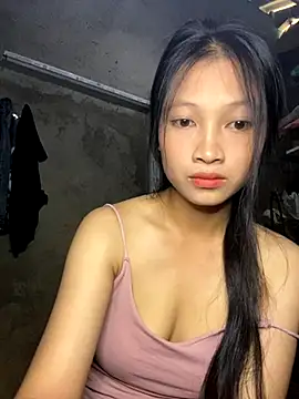 vyvy777 online show from 09/22/25, 07:54