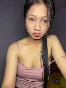 vyvy777 online show from 10/30/25, 12:45