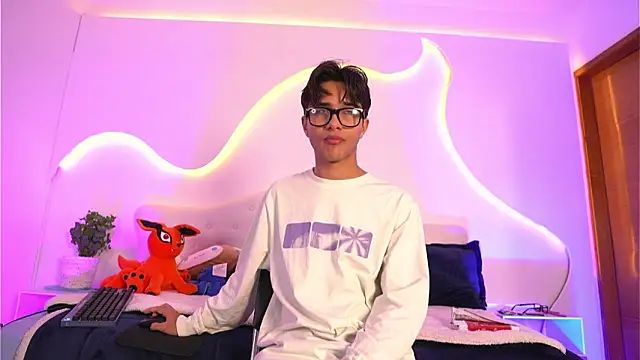 jin luna online show from 11/20/25, 12:16