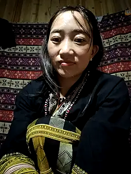 Zhan99999 online show from 10/22/25, 04:07