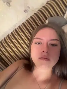 Tomyris yuki online show from 11/16/25, 11:27