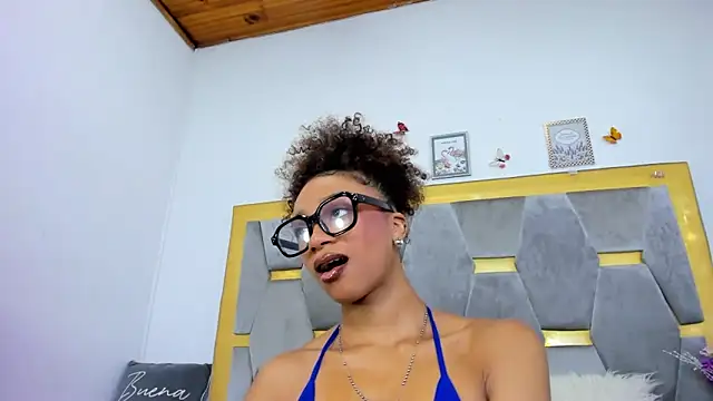 AliyahBrowns online show from 12/19/25, 08:27
