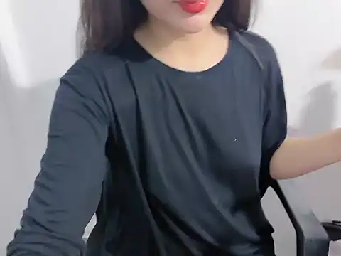 Snapshot of Bino119 chatting on 09/15/25, 04:01 Bino119 online show from 09/15/25, 04:01