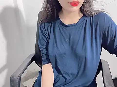 Snapshot of Bino119 chatting on 09/26/25, 12:58 Bino119 online show from 09/26/25, 12:58