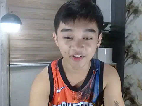 Snapshot of sexysam14 chatting on 12/15/25, 12:42 sexysam14 online show from 12/15/25, 12:42