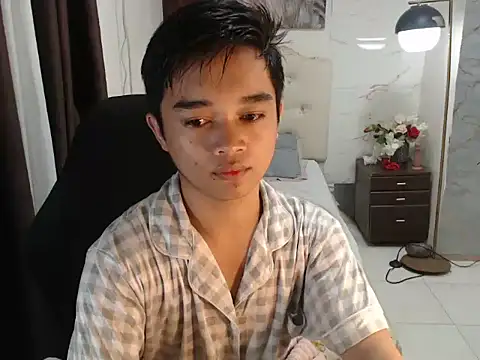 Snapshot of sexysam14 chatting on 01/07/26, 12:13 sexysam14 online show from 01/07/26, 12:13