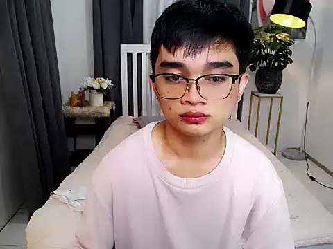 Snapshot of sexysam14 chatting on 02/09/26, 05:06 sexysam14 online show from 02/09/26, 05:06