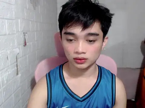 Snapshot of sexysam14 chatting on 04/05/26, 10:01 sexysam14 online show from 04/05/26, 10:01