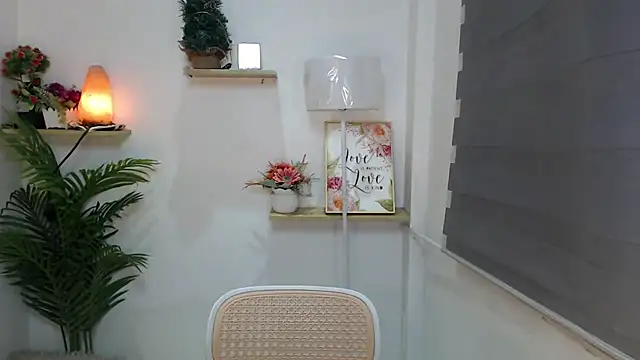 Snapshot of scarlett_brownx69 chatting on 09/19/25, 11:11 scarlett brownx69 online show from 09/19/25, 11:11