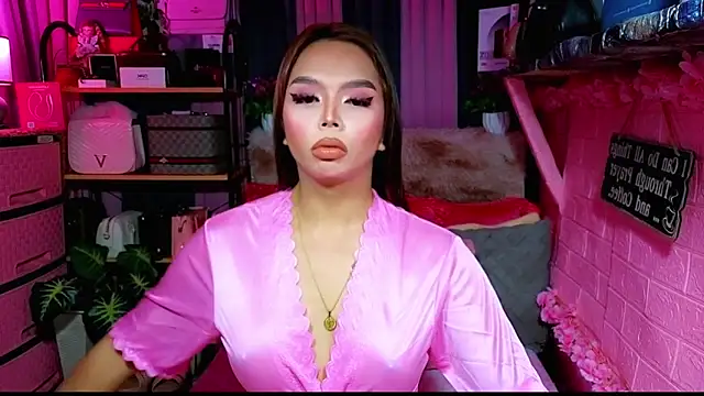 MoniqueCeleste online show from 10/28/25, 12:03