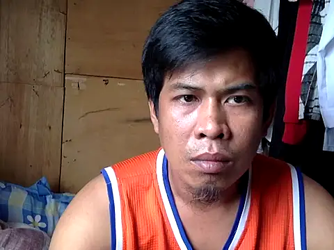 Snapshot of SteveFoxxe chatting on 10/14/25, 04:35 SteveFoxxe online show from 10/14/25, 04:35