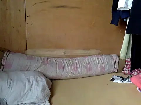 SteveFoxxe online show from 11/24/25, 12:21