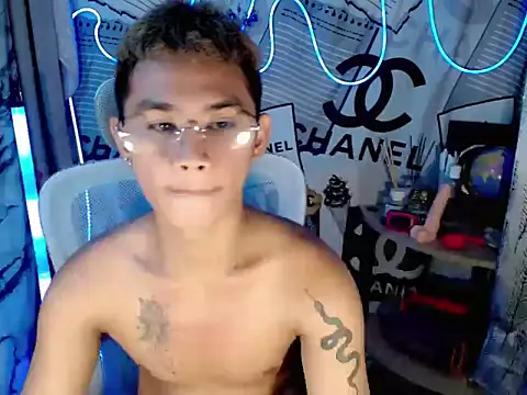 Snapshot of asianhardcock25 chatting on 02/03/26, 06:11 asianhardcock25 online show from 02/03/26, 06:11