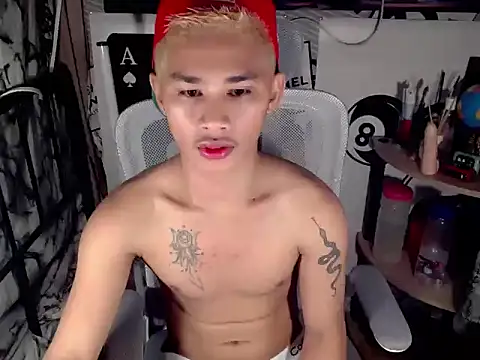 Snapshot of asianhardcock25 chatting on 03/08/26, 09:51 asianhardcock25 online show from 03/08/26, 09:51