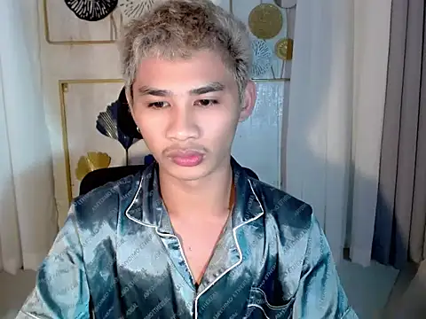 Snapshot of asianhardcock25 chatting on 04/02/26, 12:08 asianhardcock25 online show from 04/02/26, 12:08