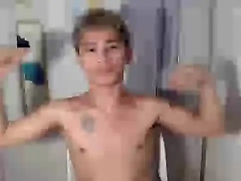 Snapshot of asianhardcock25 chatting on 04/28/26, 10:37 asianhardcock25 online show from 04/28/26, 10:37
