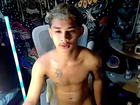Snapshot of asianhardcock25 chatting on 05/01/26, 01:59 asianhardcock25 online show from 05/01/26, 01:59