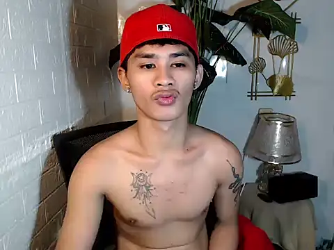 Snapshot of asianhardcock25 chatting on 07/04/26, 06:52 asianhardcock25 online show from 07/04/26, 06:52