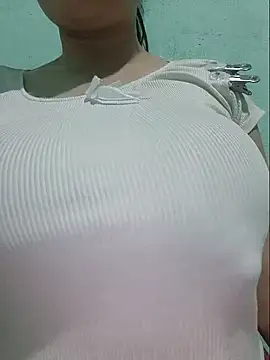Shiny Babe online show from 06/01/26, 04:14