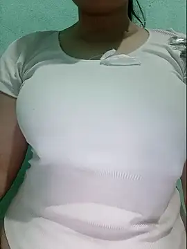 Shiny Babe online show from 06/07/26, 05:22