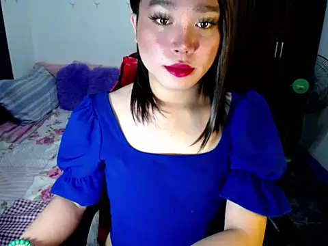 Snapshot of Urassiansweetcummer chatting on 09/26/25, 02:26 Urassiansweetcummer online show from 09/26/25, 02:26