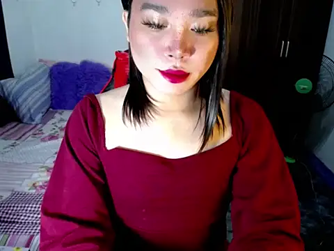 Snapshot of Urassiansweetcummer chatting on 09/30/25, 12:26 Urassiansweetcummer online show from 09/30/25, 12:26