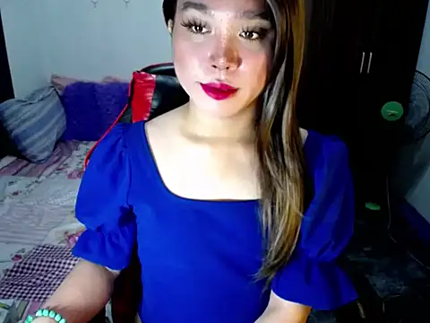 Snapshot of Urassiansweetcummer chatting on 10/09/25, 02:20 Urassiansweetcummer online show from 10/09/25, 02:20