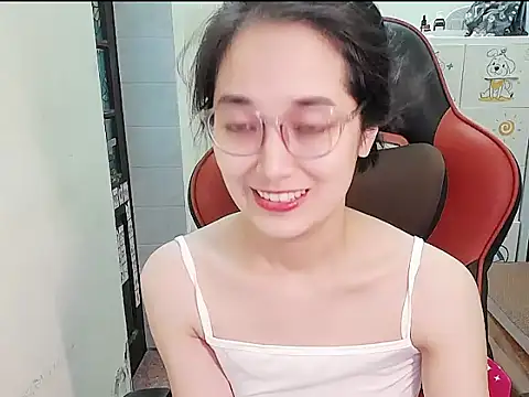 Shulee21 online show from 09/19/25, 01:29