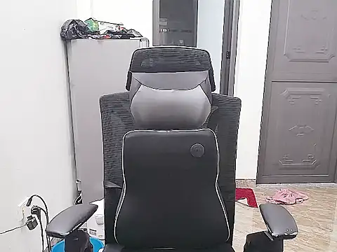 Shulee21 online show from 10/06/25, 02:31