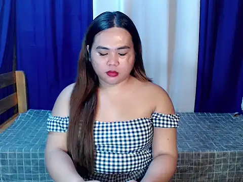 Snapshot of queen_staceyy chatting on 02/06/26, 11:19 queen staceyy online show from 02/06/26, 11:19