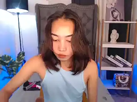 Snapshot of Sweet_kittyxx chatting on 11/09/25, 01:48 Sweet kittyxx online show from 11/09/25, 01:48