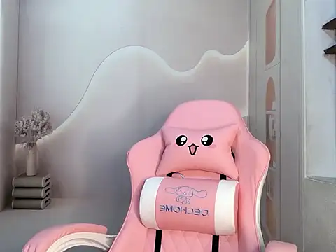 Snapshot of _KiuAnh_22 chatting on 12/15/25, 03:00 KiuAnh 22 online show from 12/15/25, 03:00