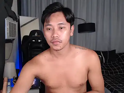alexsuckable01 online show from 05/18/26, 04:07